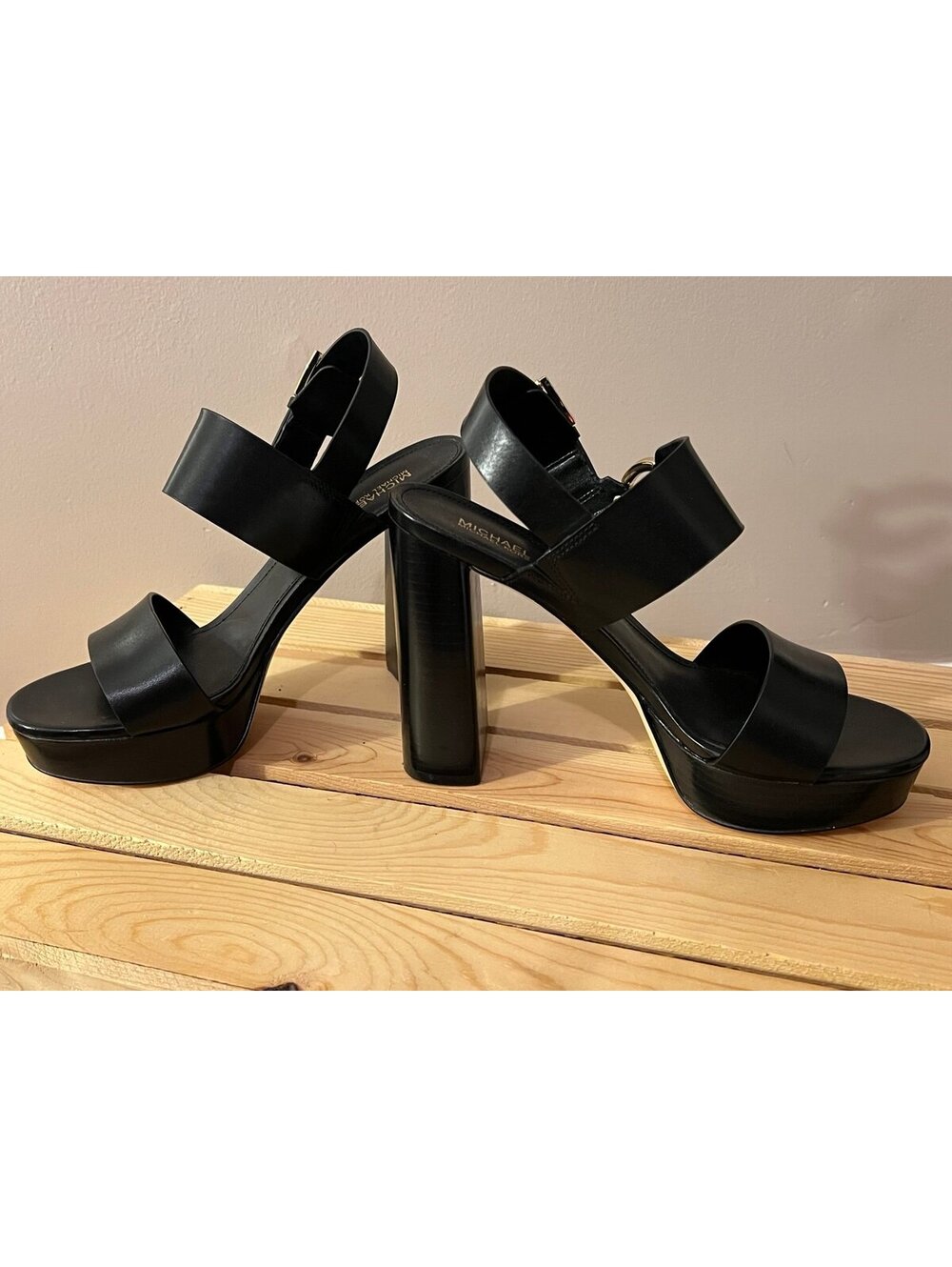Michael Kors Carmen Platform Sandals, Black Leather, Block Heel (7.5) NWOT - Picture 5 of 12